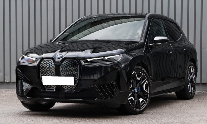 BMW iX xDrive50 523ch Limited Edition pro