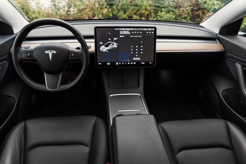 Tesla Modèle 3 AWD Premium Pano