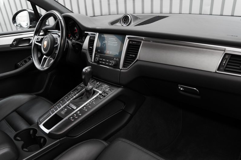 Porsche Macan 2.0 252ch
