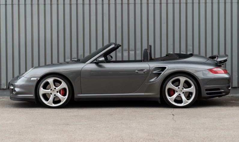 Porsche 911 turbo Cabriolet 480 ch