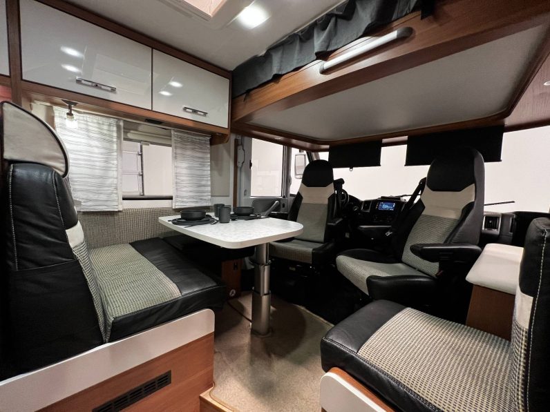 LMC Explorer Sportline I 745