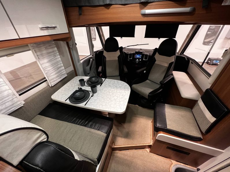 LMC Explorer Sportline I 745
