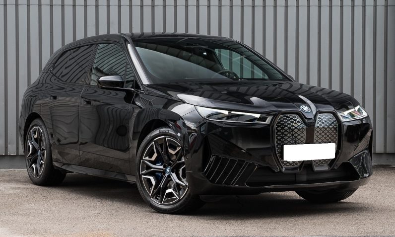 BMW iX xDrive50 523ch Limited Edition pro
