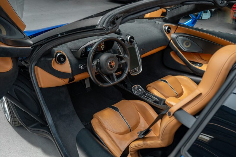 McLaren 570S Spider Vega Blue 2017