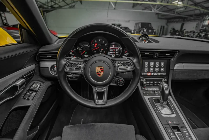 Porsche 911 991.2 Targa 4 GTS