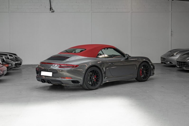 Porsche 911 991.2 Carrera 4 GTS Cabriolet
