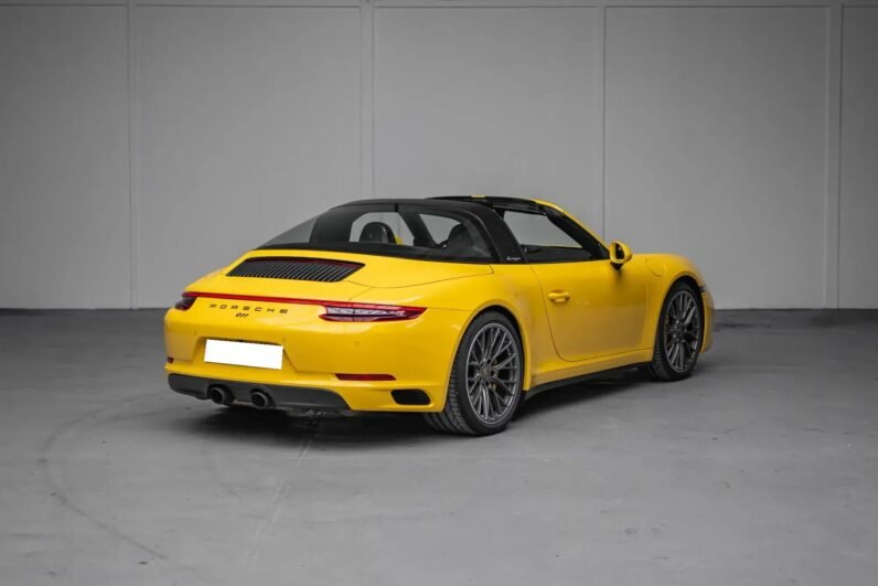 Porsche 911 991.2 Targa 4 GTS