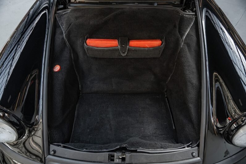 Porsche 911 964 Carrera 2 Cabriolet