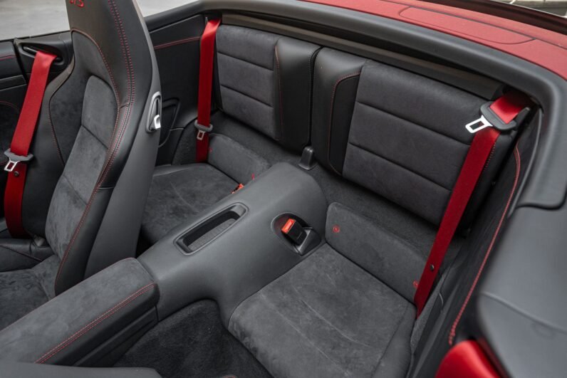 Porsche 911 991.2 Carrera 4 GTS Cabriolet