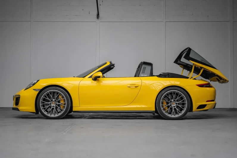 Porsche 911 991.2 Targa 4 GTS