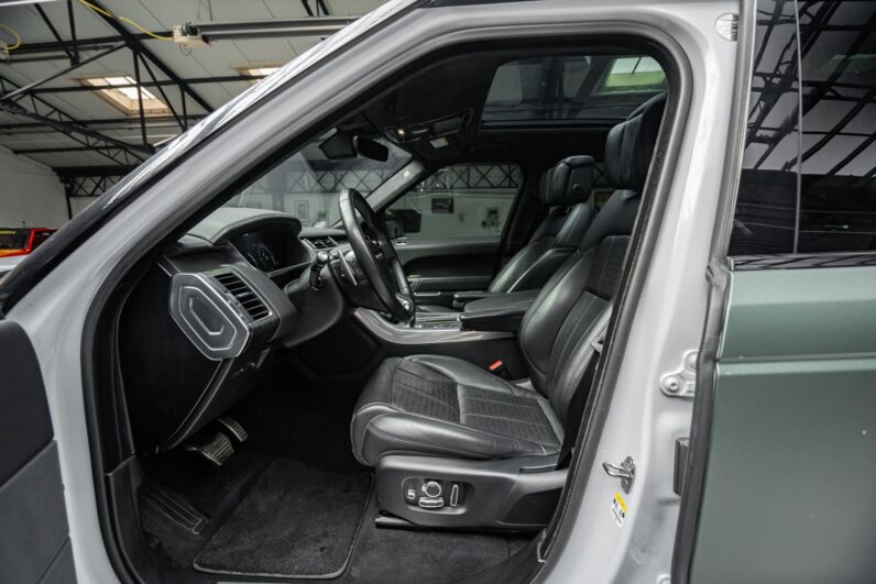 Land Rover Range Rover Sport P400e